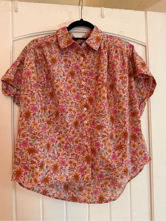 Free People Tops - Free People Floral Button-Up Shirt